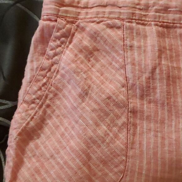 Ellen Tracy 100% Linen Pink White Stripes Elastic Waist Pull On Shorts - Picture 3 of 6